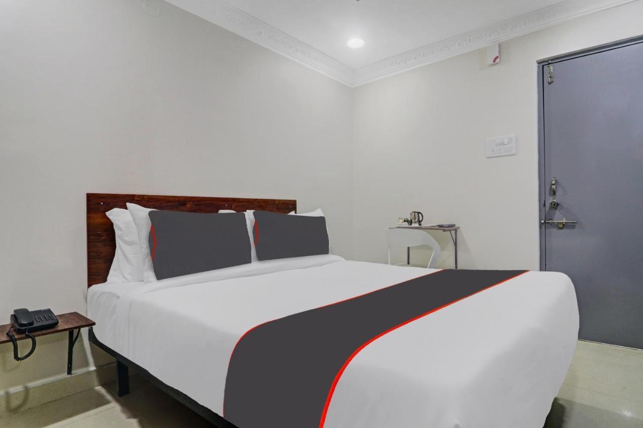 Super Collection O Sahasra Nearkondapur Hotel Hyderabad Exterior foto